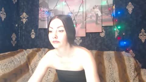 Snapshot of emmagoldx chatting on March 6, 6:41 am EmmaGoldX online show from March 6, 6:41 am