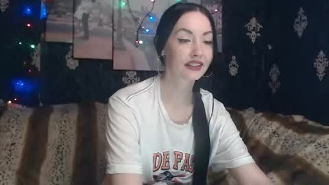 Snapshot of emmagoldx chatting on February 19, 5:06 pm EmmaGoldX online show from February 19, 5:06 pm