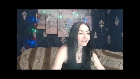 Snapshot of emmagoldx chatting on March 1, 8:13 am EmmaGoldX online show from March 1, 8:13 am