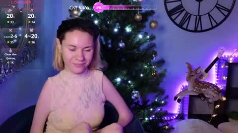 Snapshot of emmalarkins chatting on December 29, 11:50 am Emma online show from December 29, 11:50 am