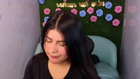 Snapshot of emmalee_a chatting on January 31, 4:38 pm Emma online show from January 31, 4:38 pm