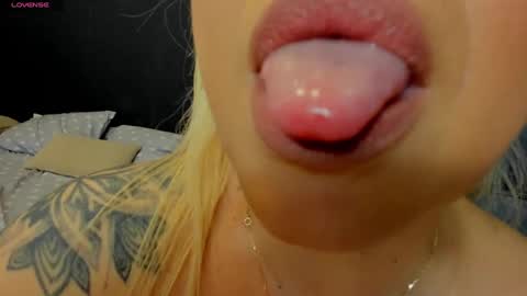 Emma online show from January 27, 12:01 am