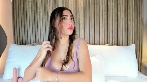EmmaMillerr  online show from October 21, 4:28 am