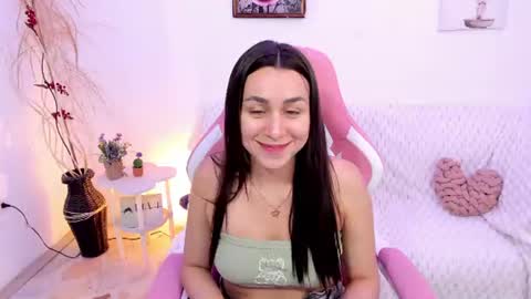 Emma  online show from June 18, 7:52 pm