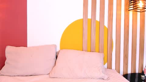 emmanaughty_ online show from October 11, 10:24 pm