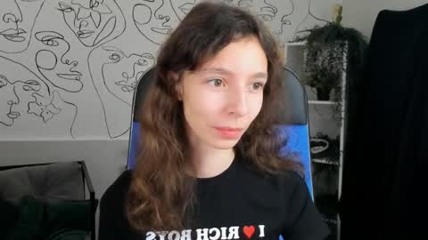 emmanuellbrown online show from October 17, 1:04 pm