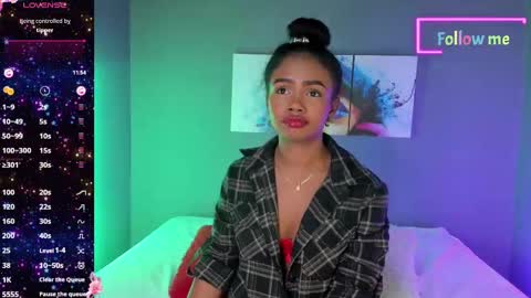 Emma online show from March 10, 8:45 pm