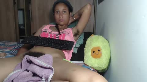 Snapshot of emmasweet95 chatting on December 3, 2:42 am emmasweet95 online show from December 3, 2:42 am