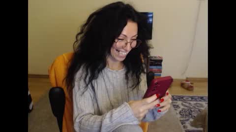 Emmatoo online show from October 8, 1:50 pm