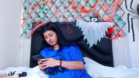  Emma  online show from October 14, 4:10 pm