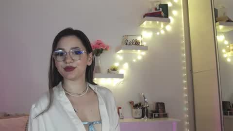 Emma online show from July 31, 4:46 am