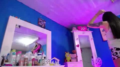 Emma  online show from April 27, 8:28 pm