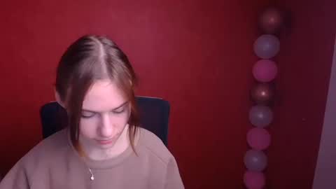 Snapshot of emmi_rossum chatting on February 22, 12:18 pm Emmi online show from February 22, 12:18 pm