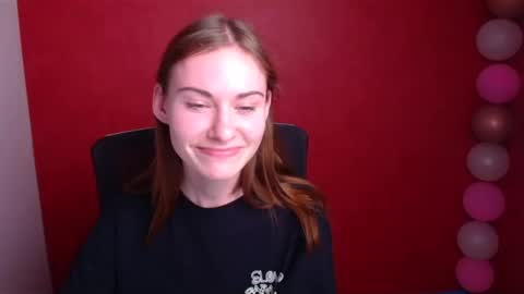 Snapshot of emmi_rossum chatting on March 7, 3:18 pm Emmi online show from March 7, 3:18 pm