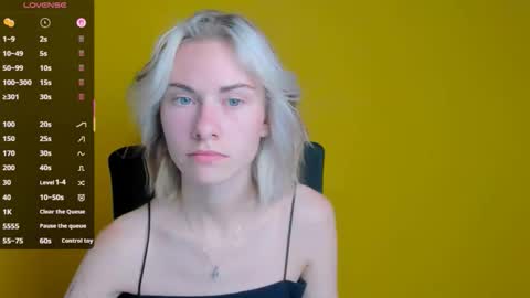 Snapshot of emmi_rossum chatting on September 19, 11:14 am Emmi online show from September 19, 11:14 am