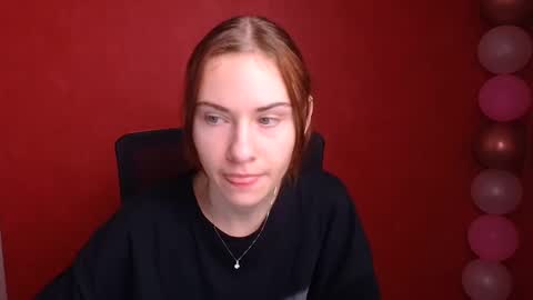 Snapshot of emmi_rossum chatting on February 19, 6:11 am Emmi online show from February 19, 6:11 am