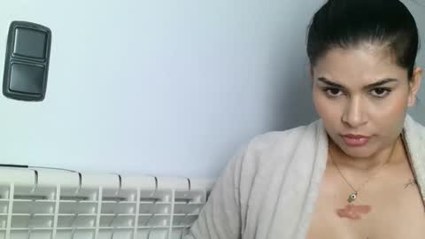 emmie online show from January 23, 3:11 pm