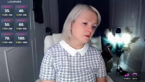 emmmam online show from December 1, 12:14 pm