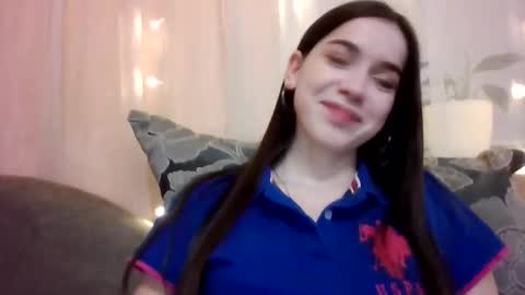 emmy_huff online show from December 9, 4:26 pm