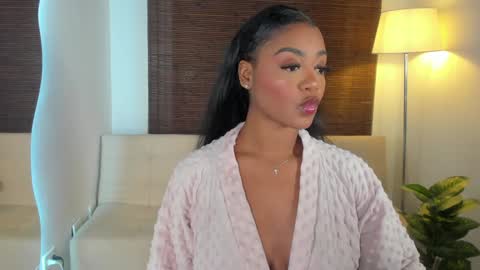 emmy_jacksson online show from January 25, 12:06 am