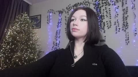 Emily Johny online show from December 12, 9:51 am