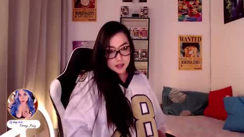 Snapshot of emmy_ruiz chatting on September 20, 2:14 am Emmy Ruiz - independent model online show from September 20, 2:14 am