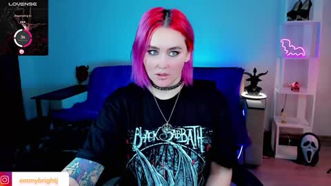 Snapshot of emmybrightj_ chatting on January 23, 2:02 am Emmy Bright 50 online show from January 23, 2:02 am