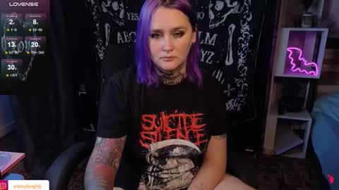 Snapshot of emmybrightj_ chatting on September 16, 5:43 am Emmy Bright 50 online show from September 16, 5:43 am