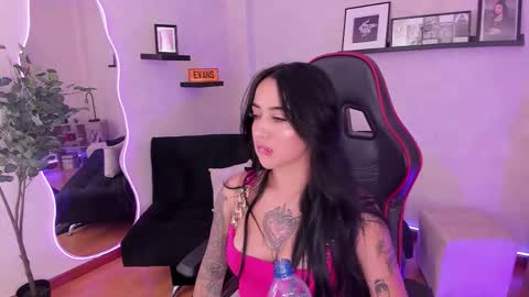 Emmy Evans  online show from September 15, 7:48 pm