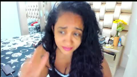 Snapshot of emperatriztapia chatting on September 11, 12:23 am emperatriztapia online show from September 11, 12:23 am