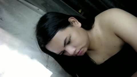 empressrheo online show from April 24, 5:20 am