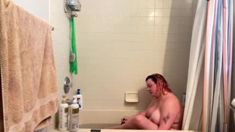 EmperorSkye online show from October 8, 7:20 pm