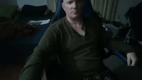 Snapshot of emsguy1 chatting on January 7, 5:12 am Matt online show from January 7, 5:12 am