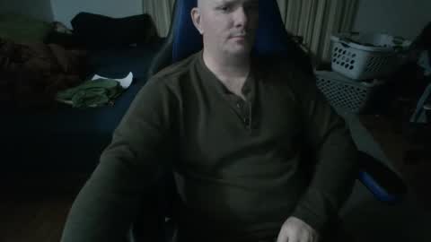 Snapshot of emsguy1 chatting on January 8, 4:23 am Matt online show from January 8, 4:23 am