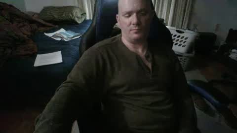 Snapshot of emsguy1 chatting on February 27, 7:08 am Matt online show from February 27, 7:08 am
