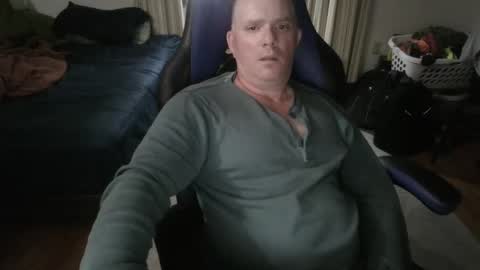 Snapshot of emsguy1 chatting on September 16, 3:19 am Matt online show from September 16, 3:19 am
