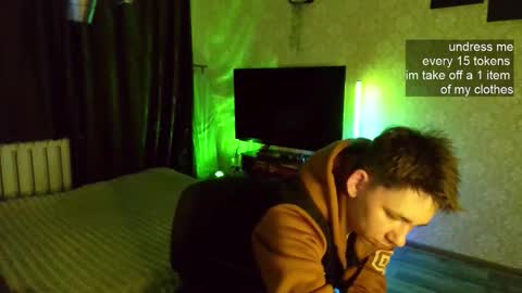 emveeboy96 online show from November 27, 8:05 pm