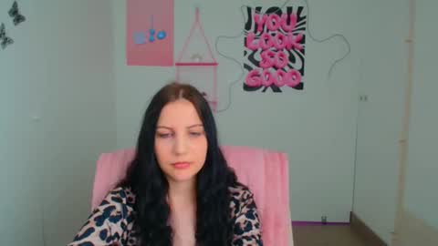 Emma online show from May 13, 4:05 pm