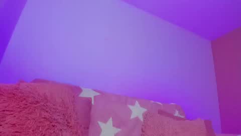 Snapshot of emy_colee chatting on February 26, 1:22 pm Emy online show from February 26, 1:22 pm