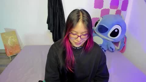 Im Emily would you like to help me reach 100  online show from December 3, 2:45 am