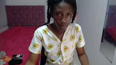 emyfuckhard online show from November 4, 12:17 pm