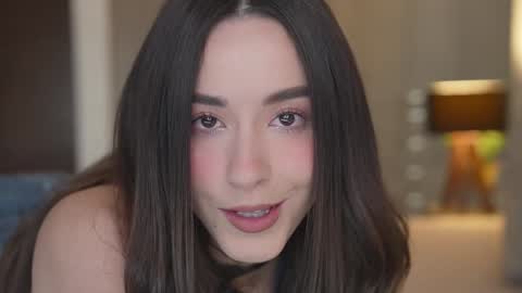 Snapshot of emyii chatting on December 27, 9:00 pm Eimi3 online show from December 27, 9:00 pm