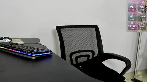 Emily  online show from October 29, 1:18 am