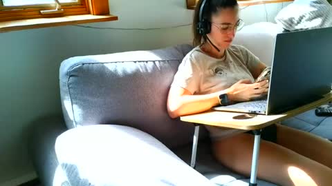 emyxxl online show from July 6, 1:41 pm