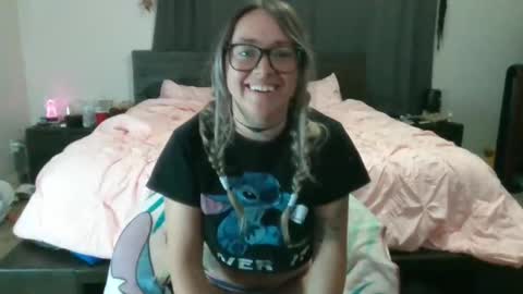 astrid online show from September 24, 8:21 am