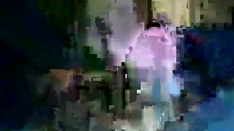 encormoi online show from December 4, 8:47 am