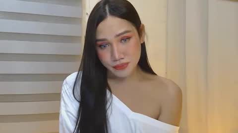 sahara love online show from February 17, 10:36 am