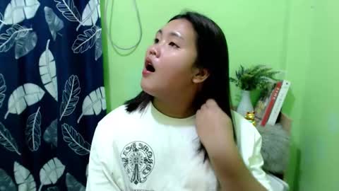 Eva online show from December 1, 7:56 pm