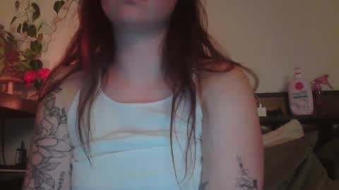 Snapshot of endlesslyevie chatting on February 7, 12:53 am endlessly evie online show from February 7, 12:53 am