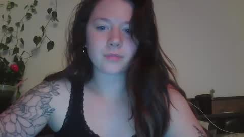 Snapshot of endlesslyevie chatting on March 5, 2:25 am endlessly evie online show from March 5, 2:25 am